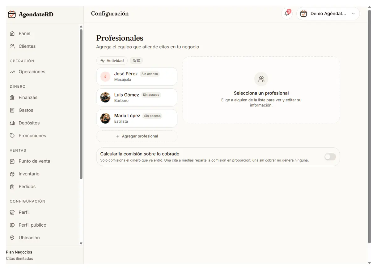 Lista de profesionales del negocio con su oficio y su estado de acceso